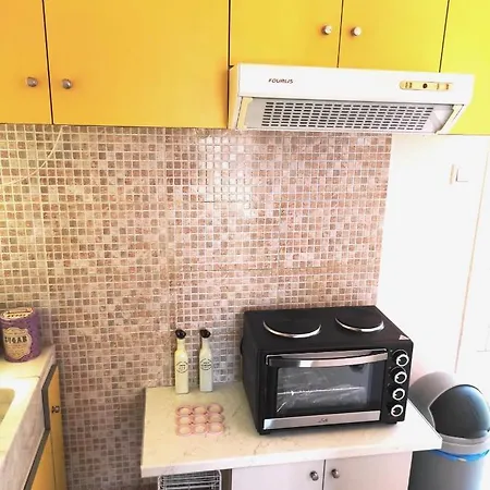 Διαμέρισμα Cosy Penthouse . όμορφη γκαρσονιέρα ρετιρέ. *