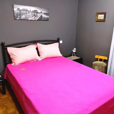 Cosy Penthouse . όμορφη γκαρσονιέρα ρετιρέ. Καλαμάτα