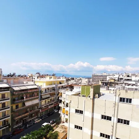 Cosy Penthouse . όμορφη γκαρσονιέρα ρετιρέ. * Καλαμάτα